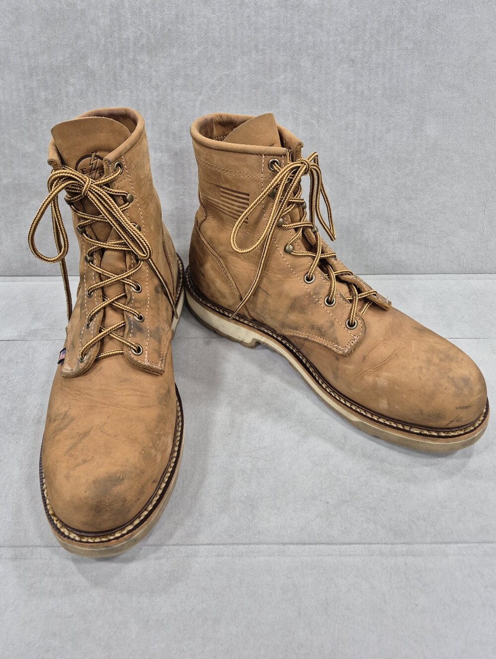 Silverado E/H work boots men's 11D tan nubuck leather 8 inch safety toe